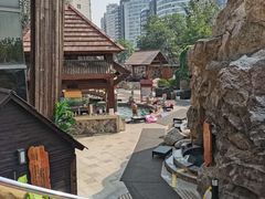-裕龙汤泉
