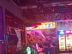 -UP嘻哈酒吧(粉巢店)