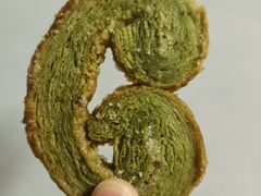 抹茶蝴蝶酥-上海哈尔滨食品厂(淮海中路店)