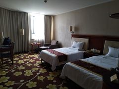 -南宁世纪君悦大酒店(青秀万达滨湖路地铁站店)