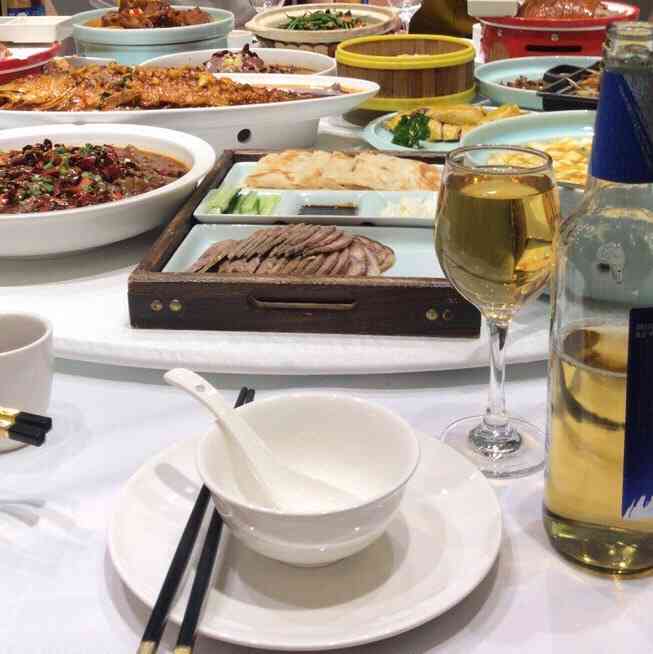 万荣烤鸭店(东关店)-"最后一天在昌平区学习,同事让一起来吃烤鸭.