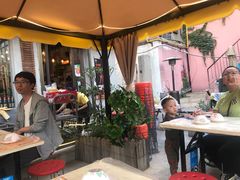 露天位-猫姑娘大盘鸡(商城路店)