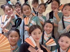 -炫艺舞蹈培训中心(枫尚奥特莱斯店)