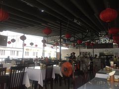 -Lanterns Vietnamese Restaurant