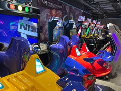 -哆啦星球(小寨店)