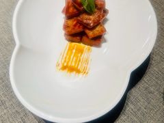 -虹潮荟·餐桌上的美食地理(太阳宫店)