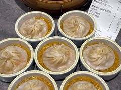 -莱莱小笼·乔艾