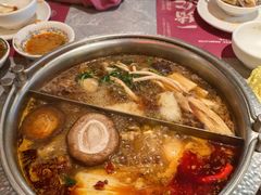 -一绪に寿喜烧(荟聚店)