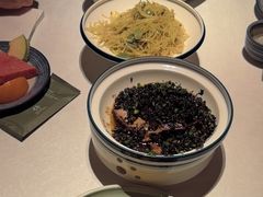 -八府香鸭·啫啫煲(华山路店)