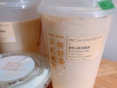 -奈雪的茶(市百一店)
