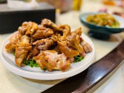 -鑫淼餐饮娱乐中心(江东街店)