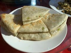 -明月食府(二区干二路店)