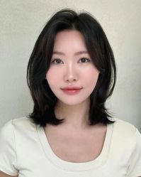 -苑苑发型设计