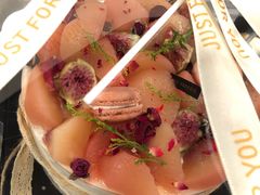 -小苍兰风铃草·礼物蛋糕(沈阳店)