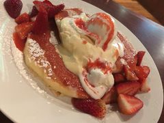 -Pancakes on the rocks(Darling Harbour)