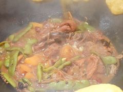 -哈尔滨烧烤·山河村铁锅炖(交大店)