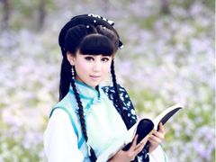 -九月鹰飞汉服摄影工作室
