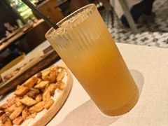 -耶里夏丽·丝路国际新疆菜·清真食品(徐汇南丹东路臻选店)