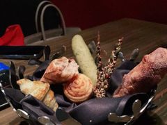 -Salon de The de Joel Robuchon(外滩18号店)
