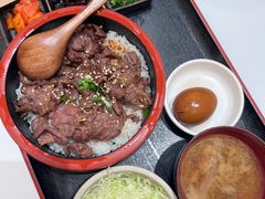 蒜蓉黄油横膈膜烧肉饭-牛邸·烧肉饭(来福士店)