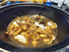 -山妹子铁锅炖