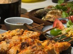 -三亚艾迪逊酒店·海滩烧烤 BARBACOA·现场乐队·浪漫晚餐·烧烤海鲜