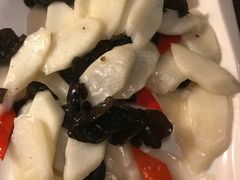 山药炒木耳-鱼食饭稻·苏浙土菜17年老馆子(平江路店)
