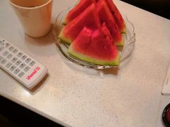赠送了果盘，大麦茶，-华夏良子(京密路店)