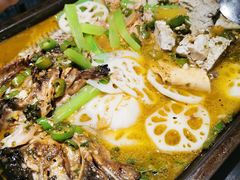 鲜青椒烤鱼-探鱼·鲜青椒爽麻烤鱼(银泰城店)