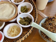 -包整·丝娃娃(一览甲秀楼风景店)