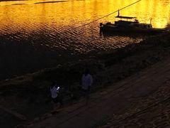 -人民防洪胜利纪念塔