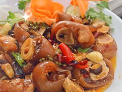 -丹水桥地锅鱼·翘嘴鲌·地方特色全鱼宴(丹江口大坝店)