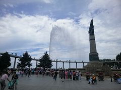 -人民防洪胜利纪念塔