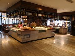 自助取餐区-OPEN開全日自助餐厅·西餐·海鲜(佛山希尔顿酒店)