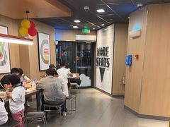 -麦当劳(卫星广场店)