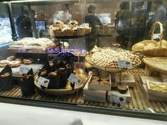 -巴黎贝甜(大宁国际商业广场店)