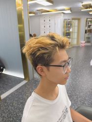 -即型男士理发工作室