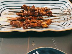 -许哥东北烧烤·铁丳烤串·宫后夹肉(繁花中心店)