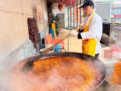 -城墙拐拐火锅(三峡广场黑金冠店)
