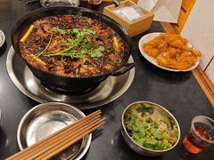 -鸿顺老铁锅美蛙鱼府(解放碑店)