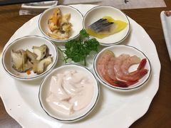 -青瓦餐厅·生鱼片·韩园烤肉(西塔店)