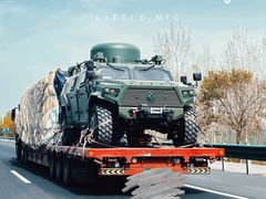 -窦店服务区-停车场