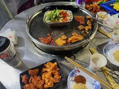 -小辣椒火盆烧烤(温泉南街店)