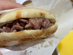-闫家驴肉老店(华电一校店)