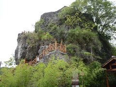 -高荡千年布依古寨旅游景区