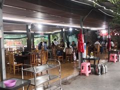 大堂-老杨砂锅鱼庄