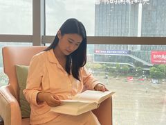 -雪梅月子中心(华侨城店)