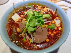 -芙蓉巷成都名小吃(丹尼斯2天地店)