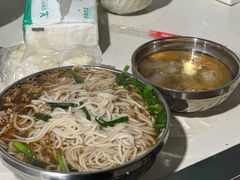 -正宗杨记普洱酸醋米线(总店)