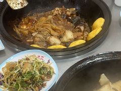 -屯老二农家铁锅炖·行业领军者(梅江店)